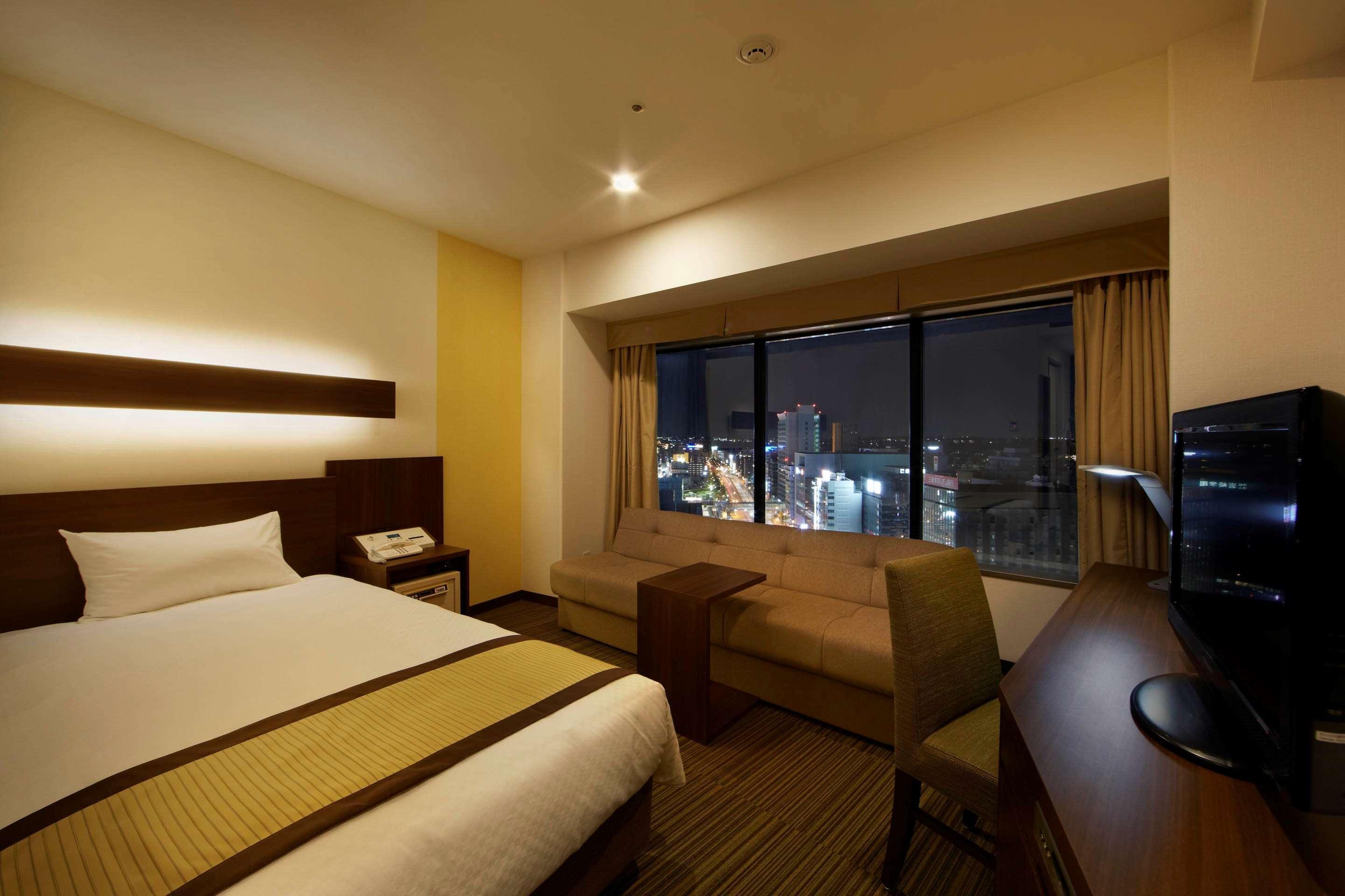 Shin Yokohama Prince Hotel Exterior photo