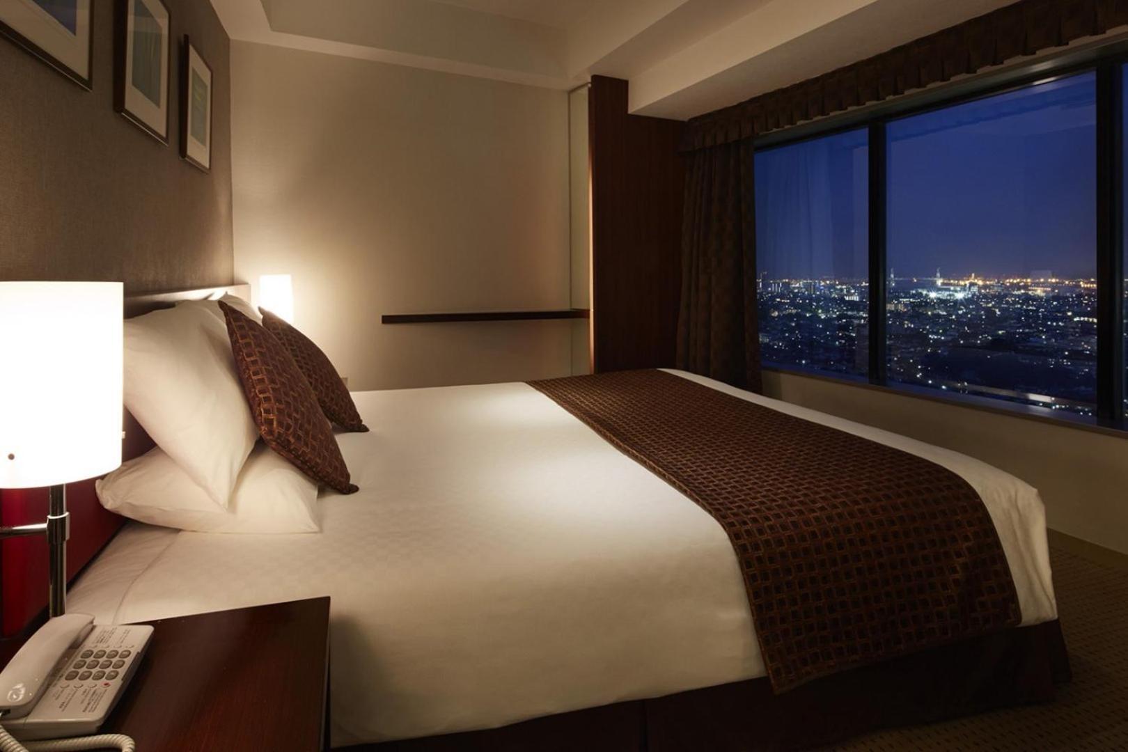 Shin Yokohama Prince Hotel Room photo